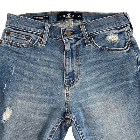 Hollister Distressed Skinny Denim Short 9" | size 26 - Picture 2 of 4